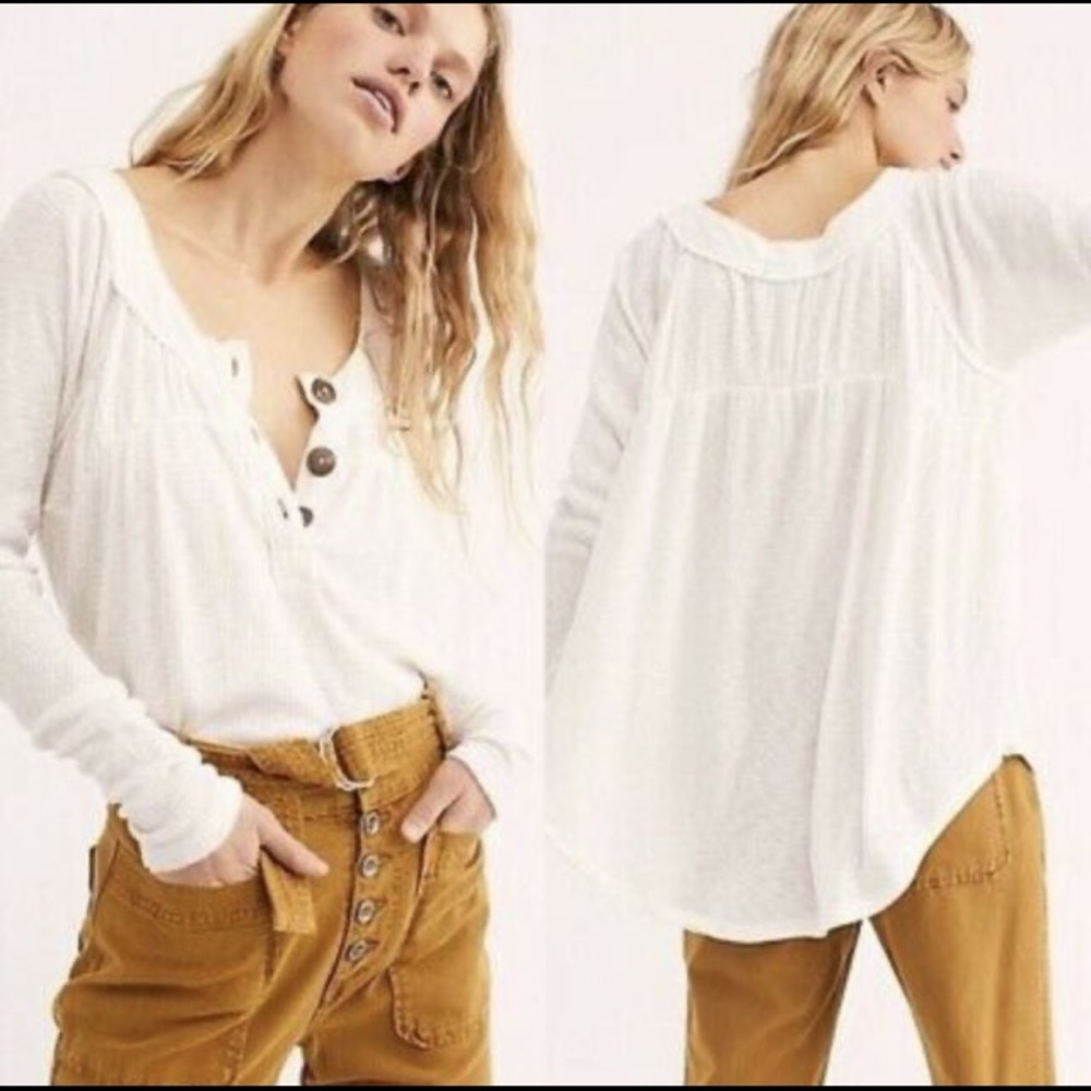 NWOT Ivory Waffle Knit Henley Swing Top Size M